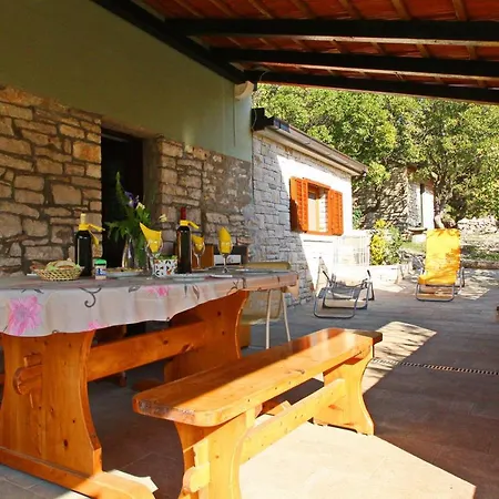 Chalet Green Dream House *