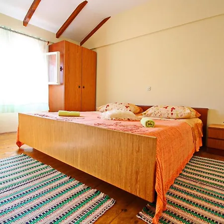 Green Dream House *